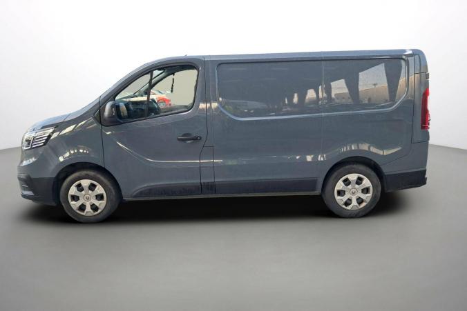 Vente en ligne Renault Trafic 3 Fourgon TRAFIC FGN L1H1 2800 KG BLUE DCI 110 au prix de 23 590 €