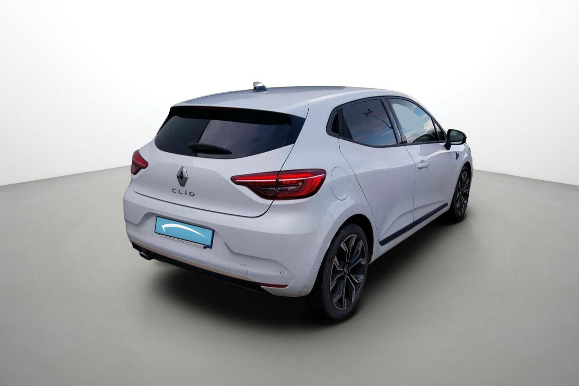 Vente en ligne Renault Clio 5 Clio TCe 140 - 21N au prix de 16 790 €