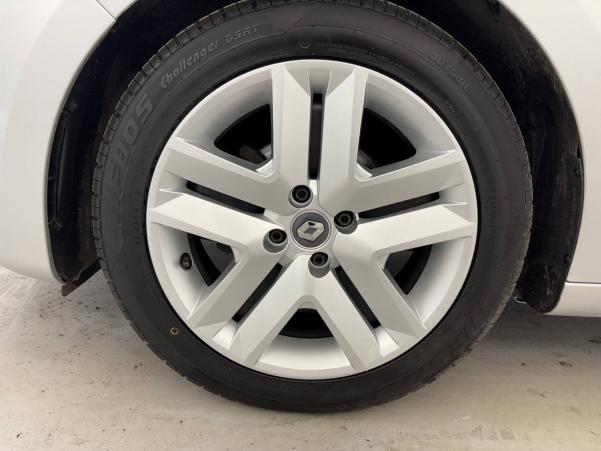 Vente en ligne Renault Clio 5 Clio TCe 90 X-Tronic - 21N au prix de 15 990 €