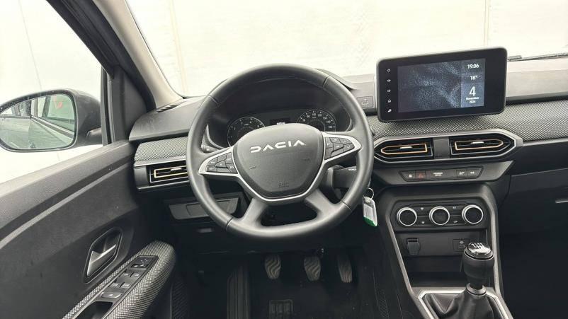 Vente en ligne Dacia Sandero  ECO-G 100 au prix de 17 890 €
