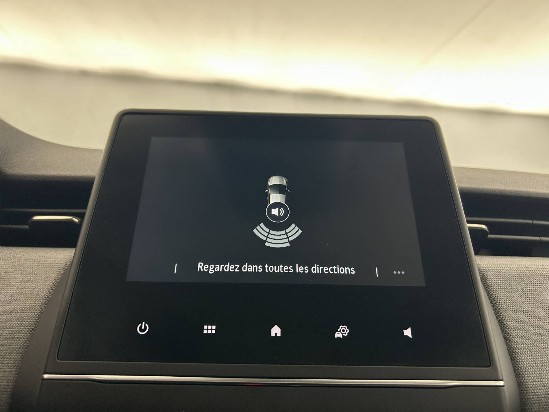 Vente en ligne Renault Clio 5 Clio E-Tech full hybrid 145 ch GSR2 au prix de 19 990 €