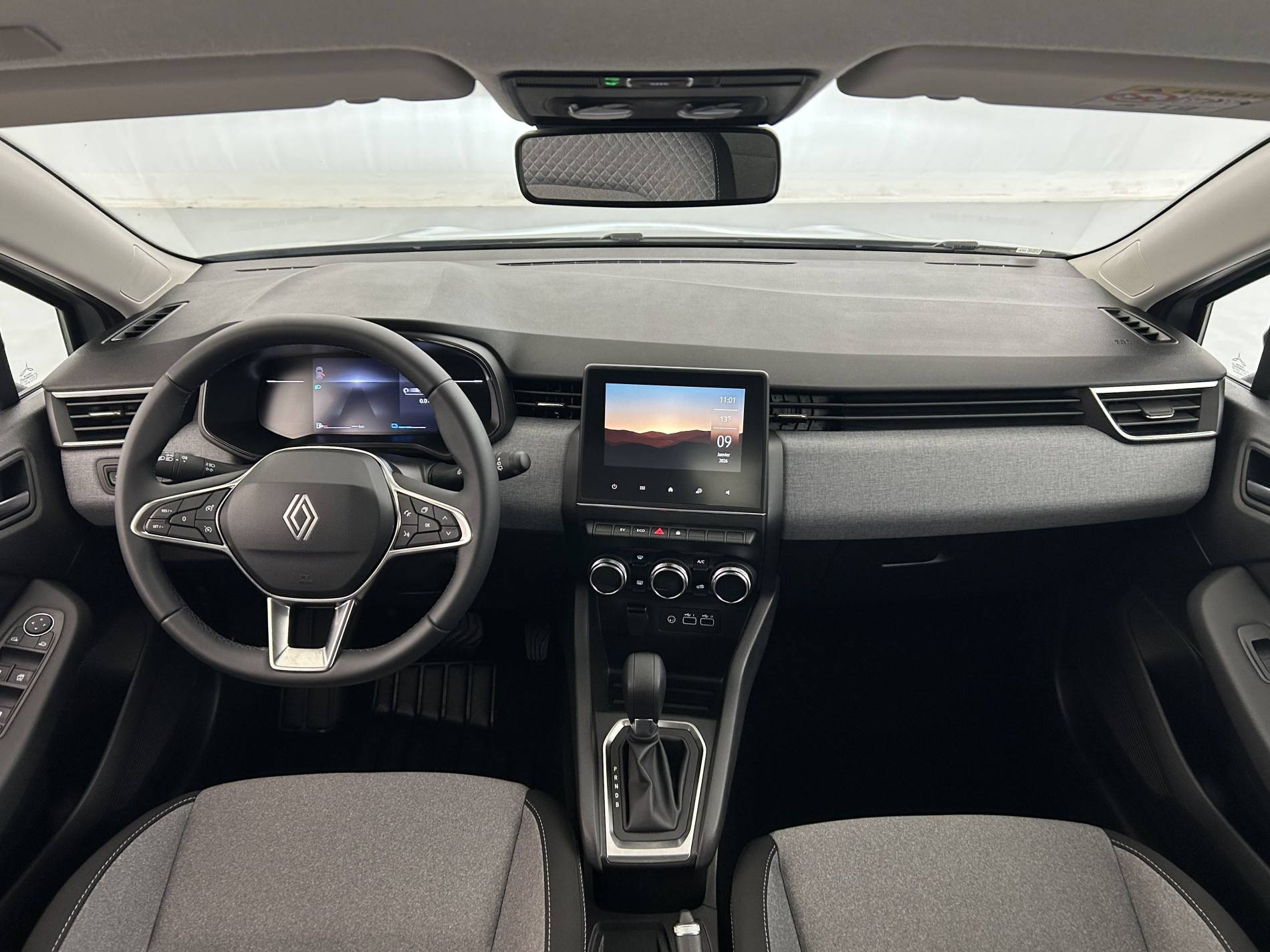 Vente en ligne Renault Clio 5 Clio E-Tech full hybrid 145 ch GSR2 au prix de 19 990 €