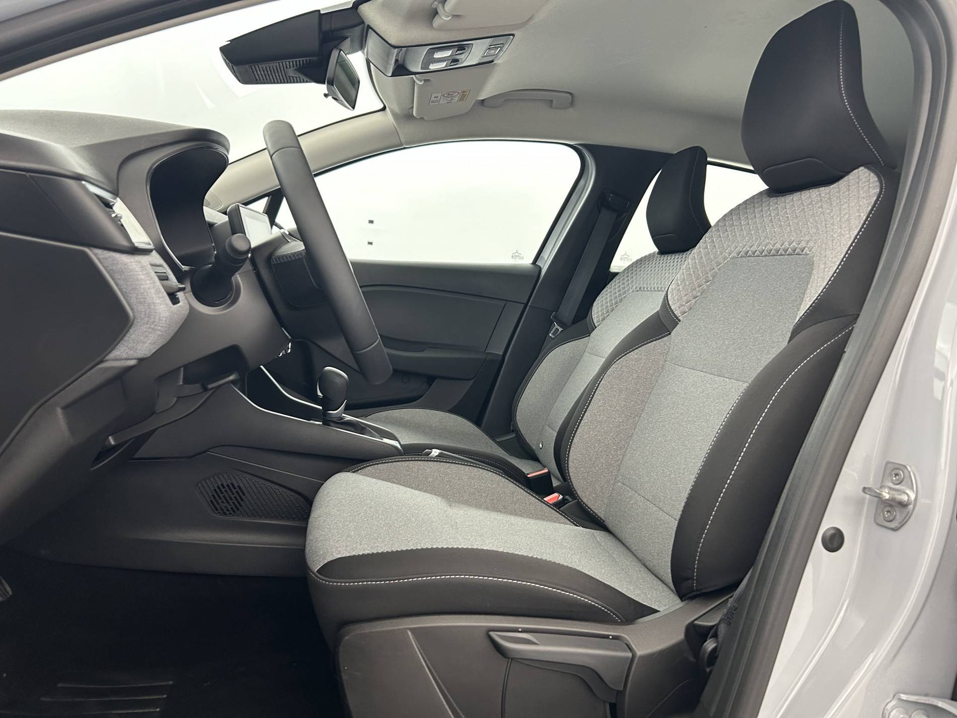 Vente en ligne Renault Clio 5 Clio E-Tech full hybrid 145 ch GSR2 au prix de 19 990 €