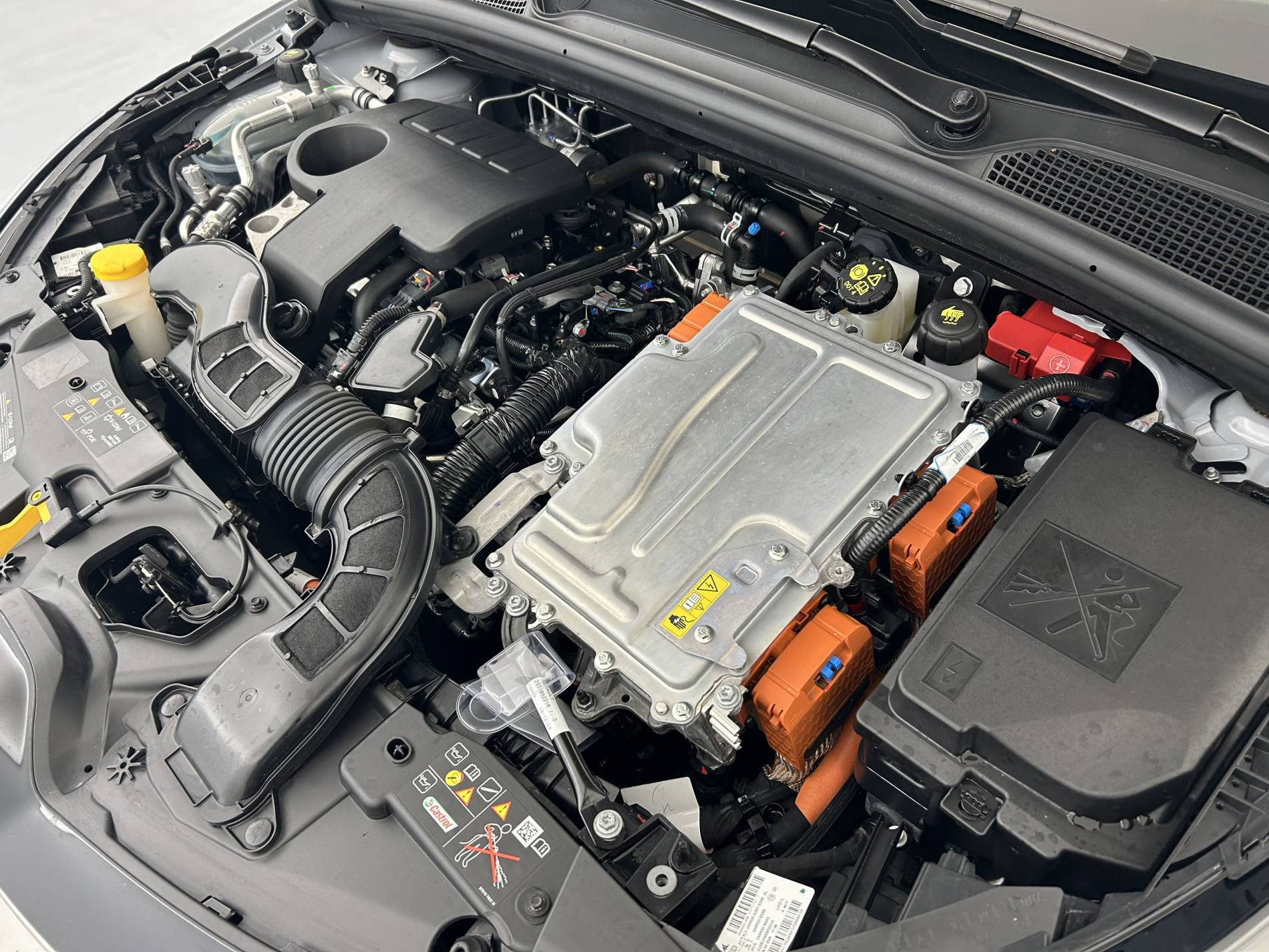 Vente en ligne Renault Clio 5 Clio E-Tech full hybrid 145 ch GSR2 au prix de 19 990 €