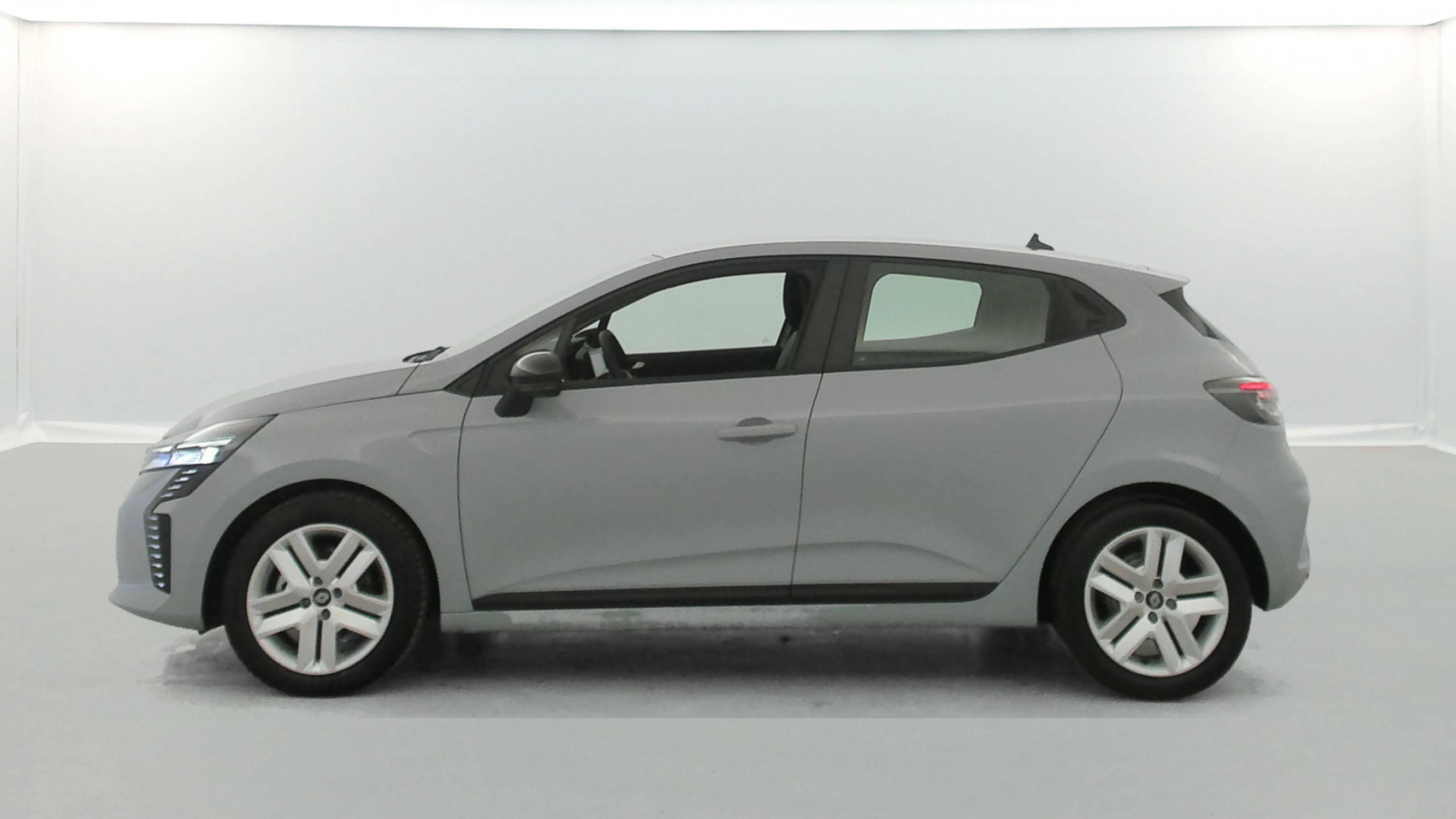 Vente en ligne Renault Clio 5 Clio E-Tech full hybrid 145 ch GSR2 au prix de 19 990 €