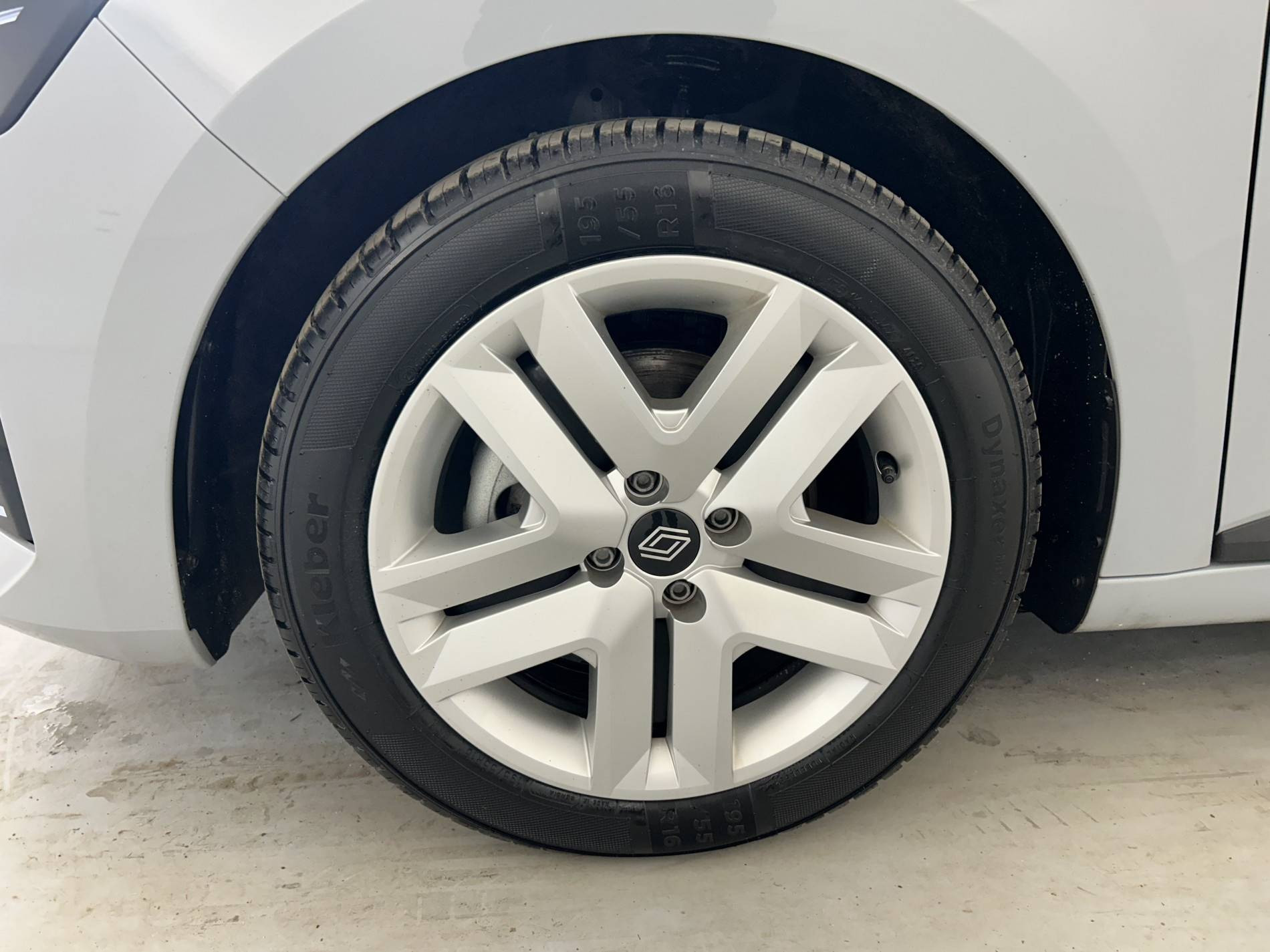 Vente en ligne Renault Clio 5 Clio E-Tech full hybrid 145 ch GSR2 au prix de 19 990 €