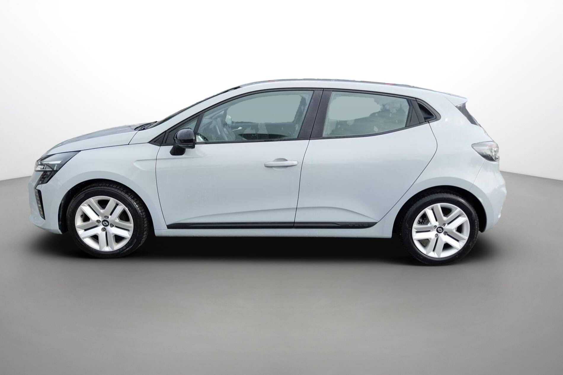 Vente en ligne Renault Clio 5 Clio TCe 90 au prix de 15 490 €