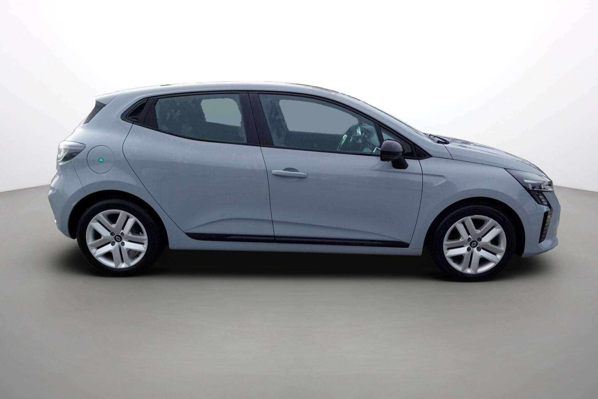 Vente en ligne Renault Clio 5 Clio TCe 90 au prix de 15 490 €