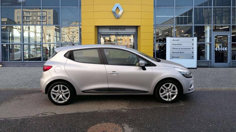 Vente en ligne Renault Clio 4 Clio TCe 90 E6C au prix de 12 990 €