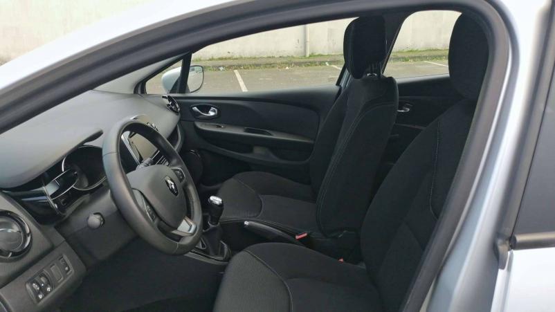 Vente en ligne Renault Clio 4 Clio TCe 90 E6C au prix de 12 990 €