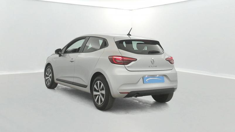 Vente en ligne Renault Clio 5 Clio TCe 90 au prix de 15 490 €