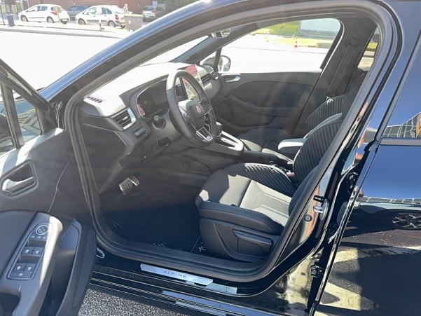 Vente en ligne Renault Clio 5 Clio E-Tech full hybrid 145 ch GSR2 au prix de 26 890 €