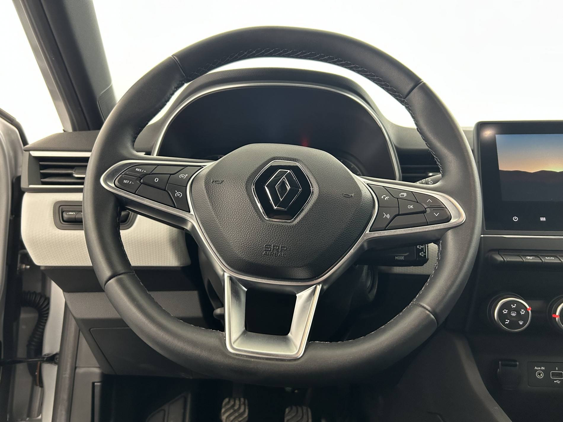 Vente en ligne Renault Clio 5 Clio TCe 90 - 21 au prix de 12 990 €