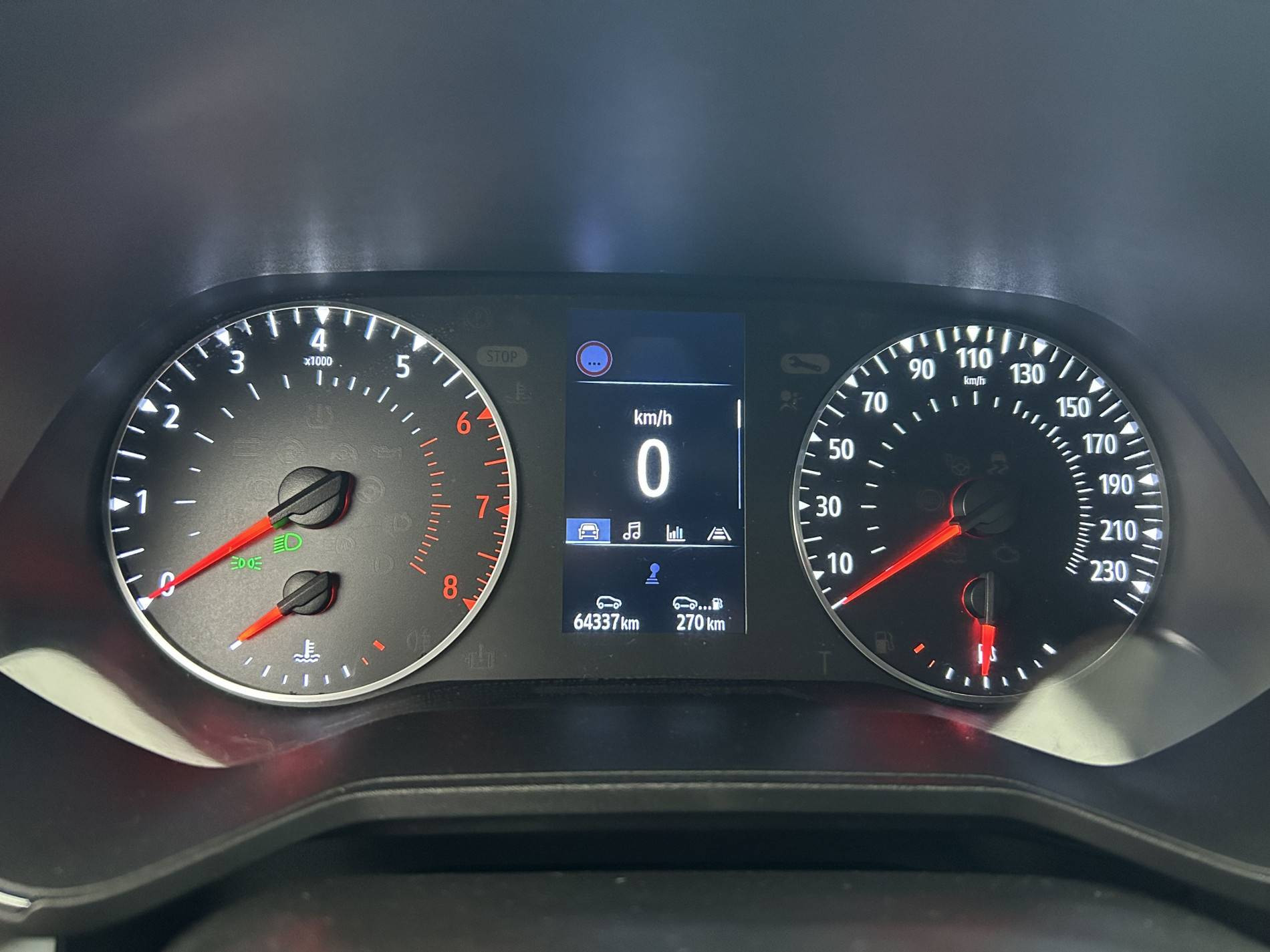 Vente en ligne Renault Clio 5 Clio TCe 90 - 21 au prix de 12 990 €