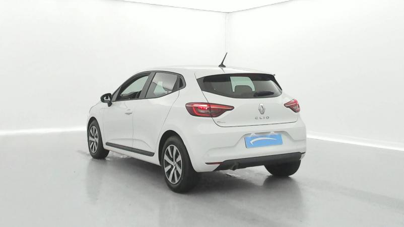 Vente en ligne Renault Clio 5 Clio TCe 90 au prix de 15 990 €