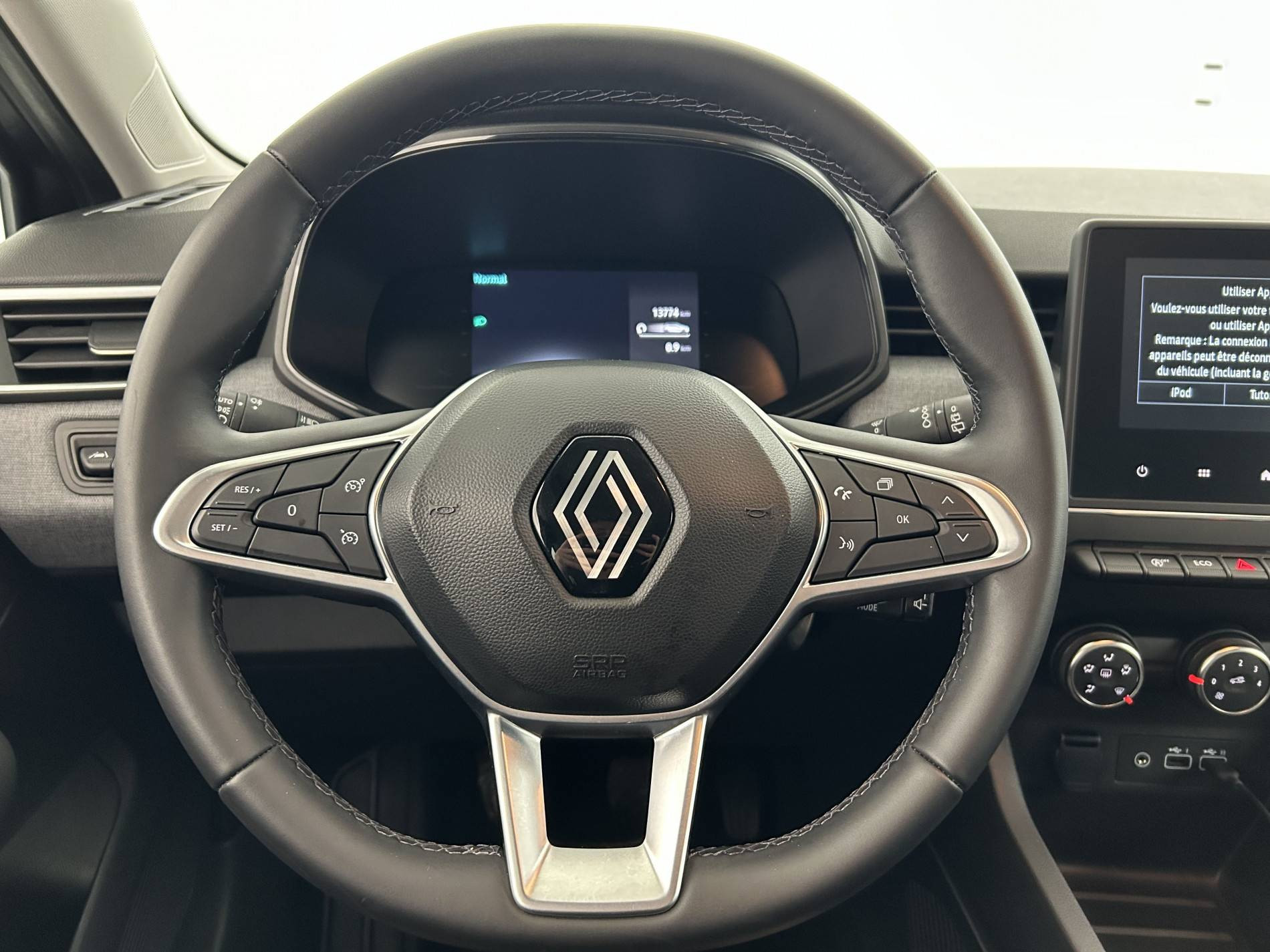 Vente en ligne Renault Clio 5 Clio TCe 90 au prix de 15 290 €