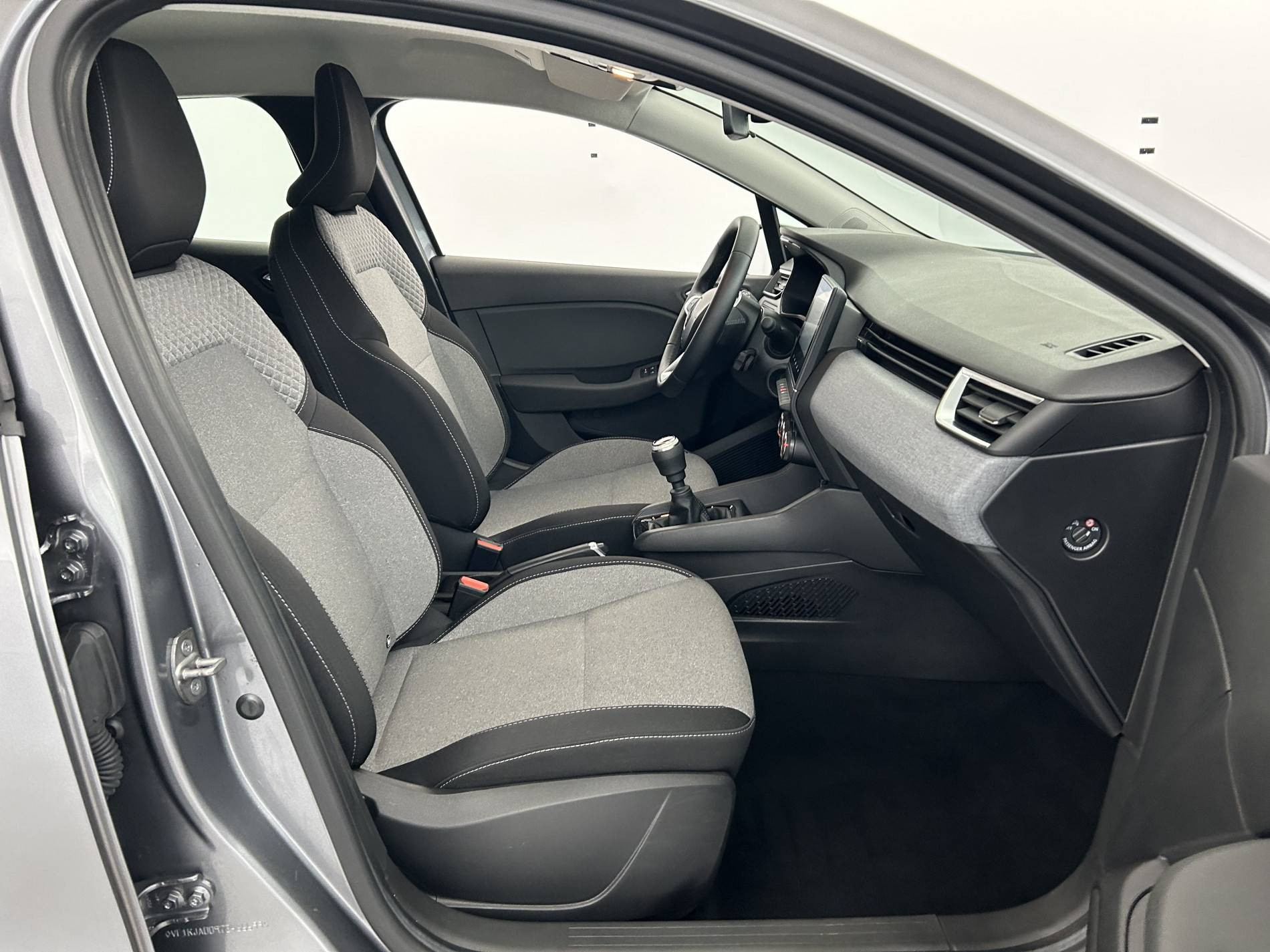 Vente en ligne Renault Clio 5 Clio TCe 90 au prix de 15 290 €