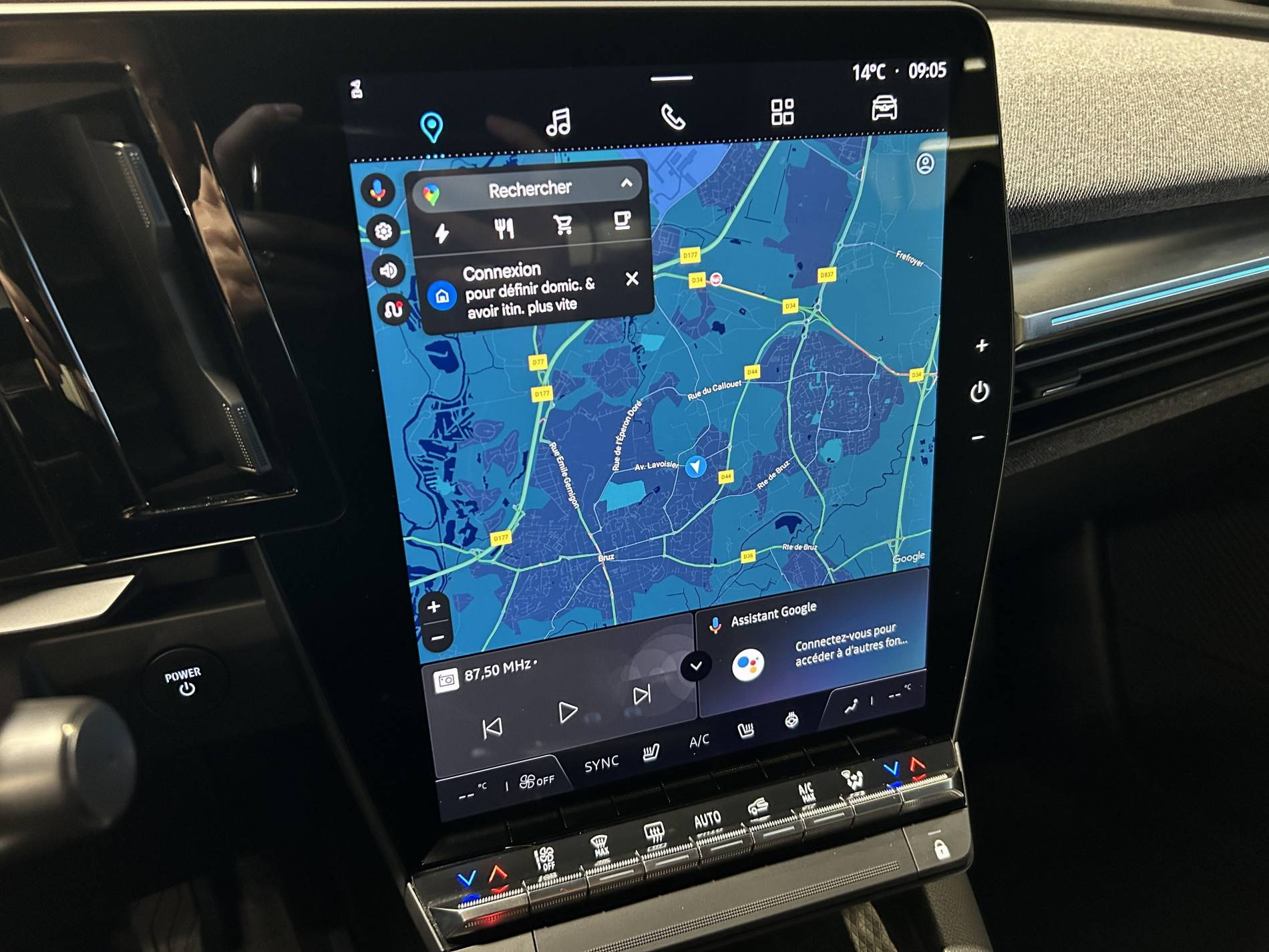 Vente en ligne Renault Megane E-Tech  EV40 130ch standard charge au prix de 19 990 €