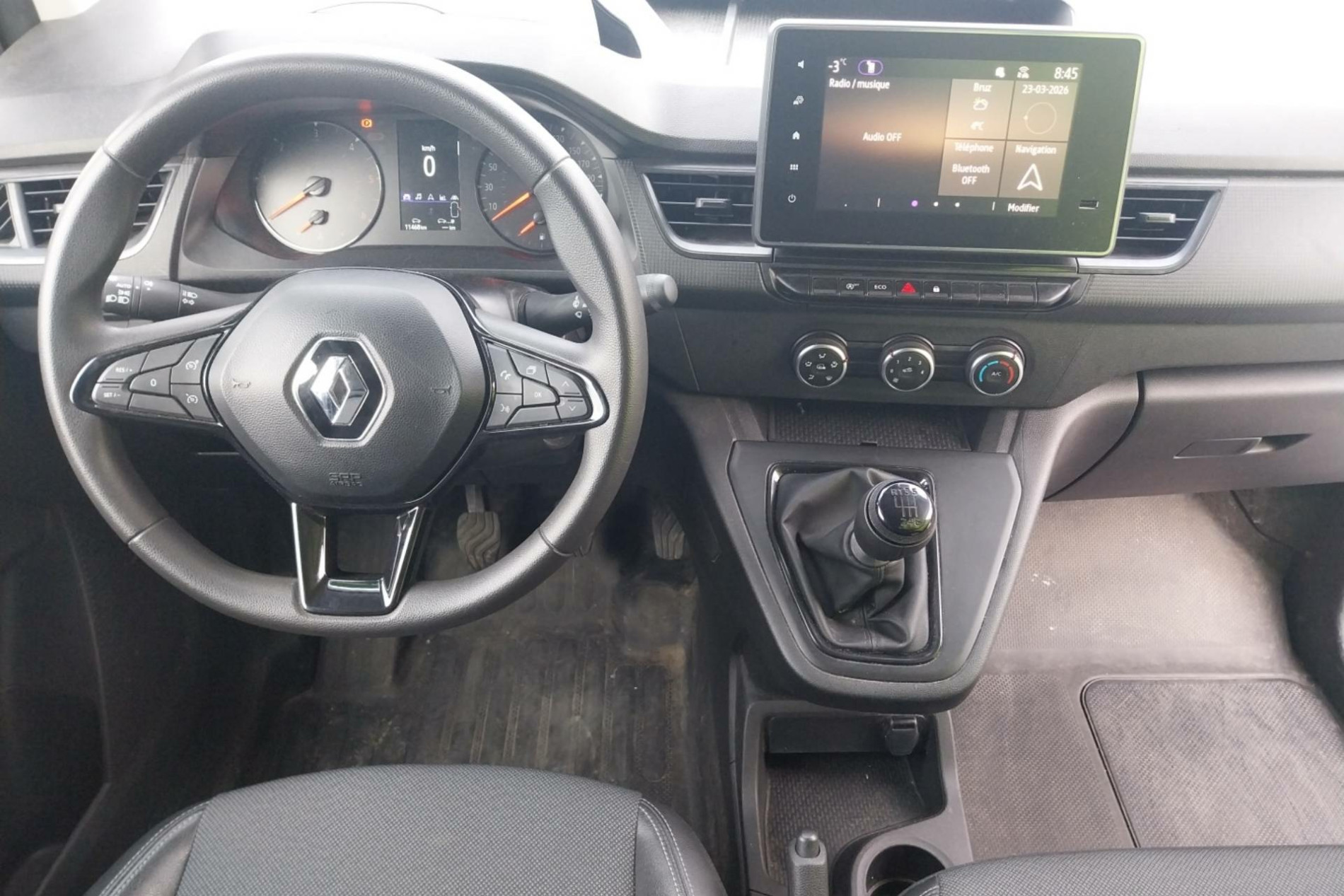 Vente en ligne Renault Kangoo Van  BLUE DCI 95 au prix de 19 890 €