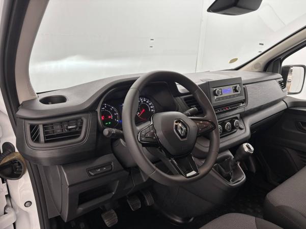 Vente en ligne Renault Trafic 3 Fourgon TRAFIC FGN L1H1 3000 KG BLUE DCI 130 au prix de 24 990 €