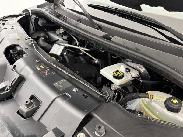 Vente en ligne Renault Master Fourgon MASTER FGN TRAC F3500 L2H2 DCI 135 au prix de 21 790 €