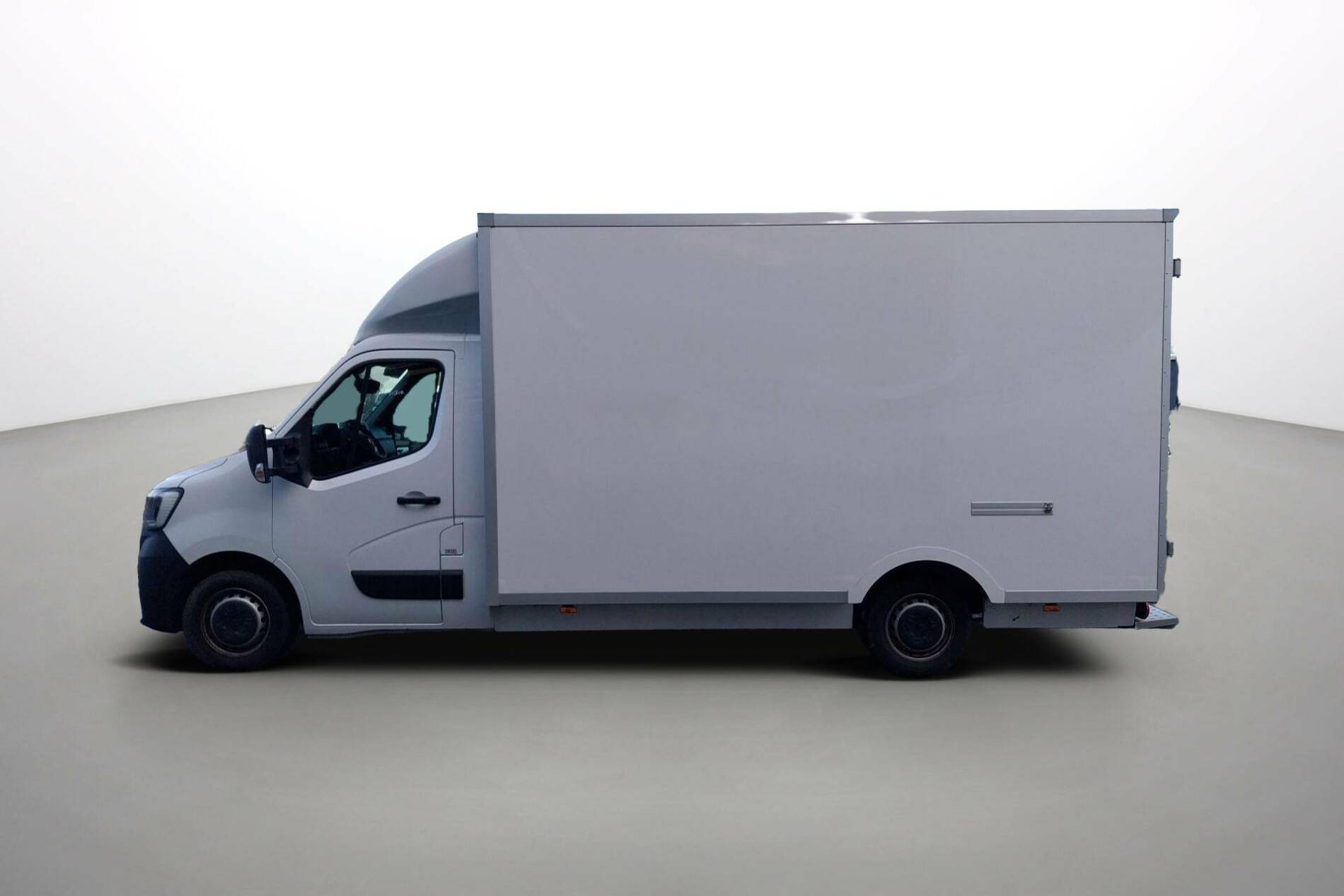 Vente en ligne Renault Master 3 Châssis Cabine MASTER PHC TRAC F3500 L3H1 BLUE DCI 145 EURO VI au prix de 28 790 €