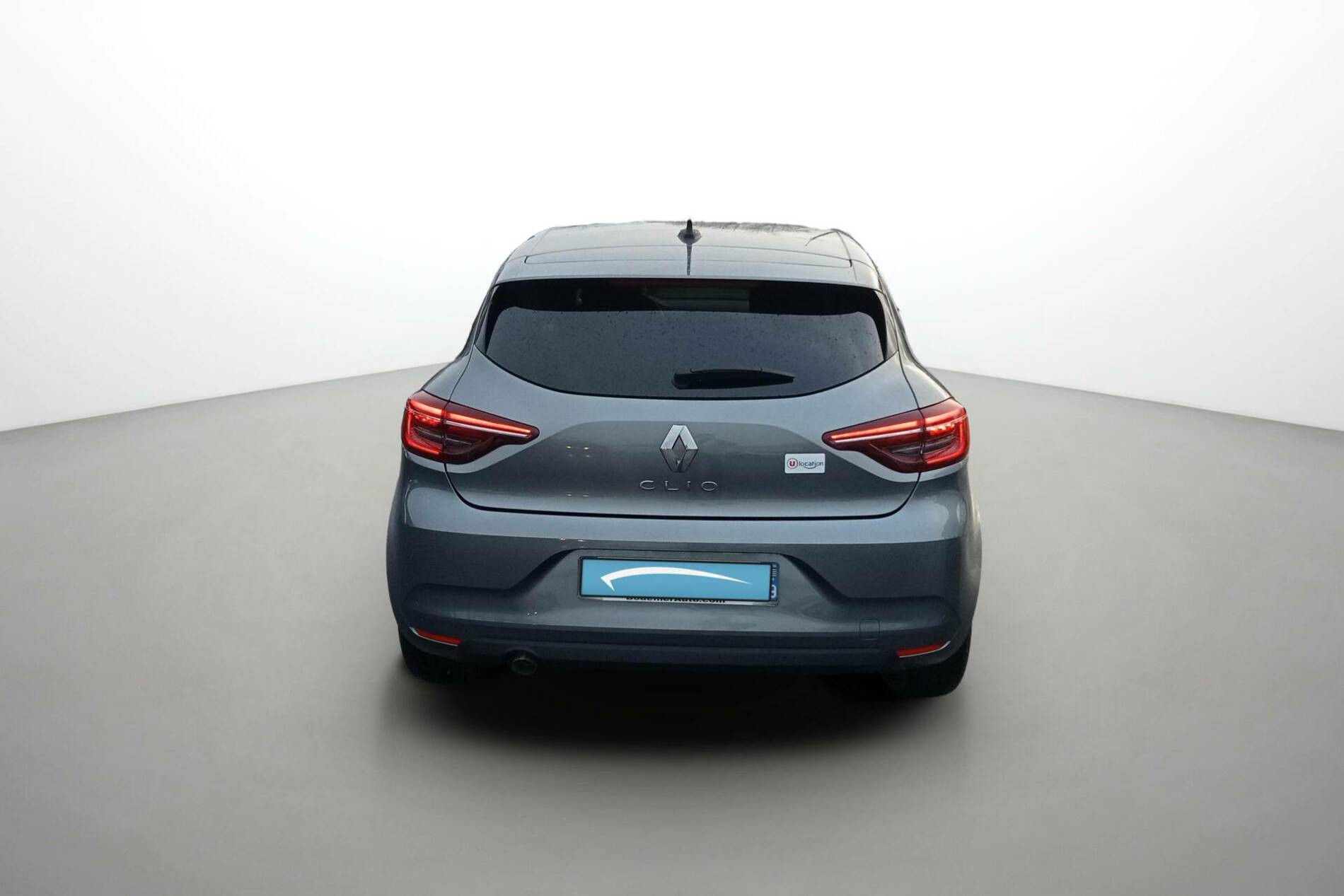 Vente en ligne Renault Clio 5 Clio TCe 90 au prix de 15 590 €