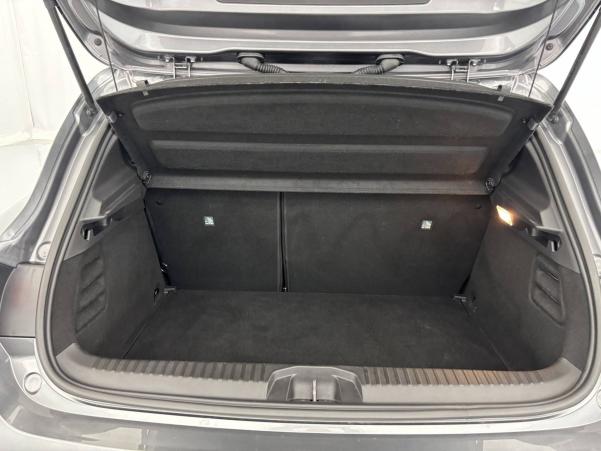 Vente en ligne Renault Clio 5 Clio TCe 90 au prix de 15 790 €
