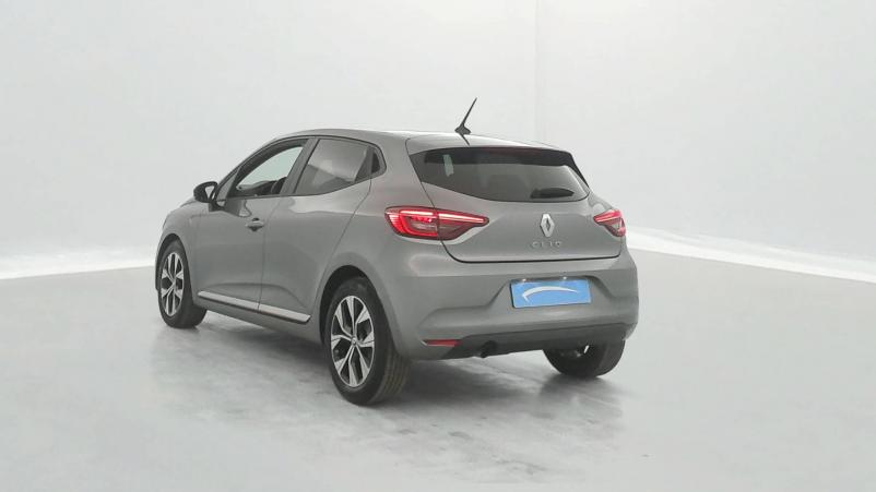Vente en ligne Renault Clio 5 Clio TCe 90 au prix de 15 790 €