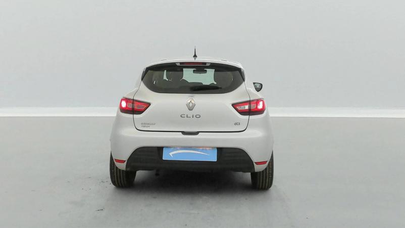 Vente en ligne Renault Clio 4 Clio dCi 75 Energy au prix de 10 990 €