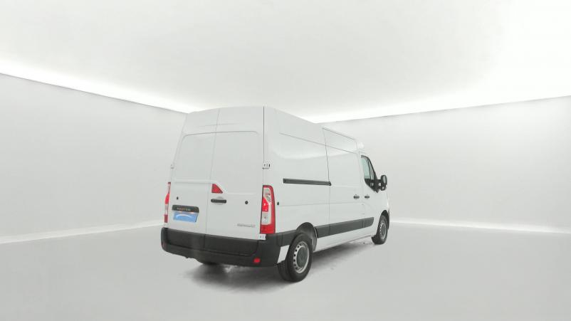 Vente en ligne Renault Master Fourgon MASTER FGN TRAC F3500 L2H2 BLUE DCI 135 au prix de 26 990 €