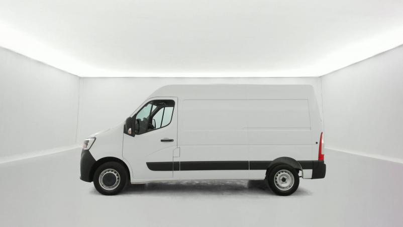 Vente en ligne Renault Master Fourgon MASTER FGN TRAC F3500 L2H2 BLUE DCI 135 au prix de 26 990 €