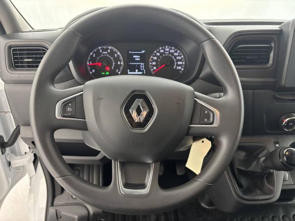 Vente en ligne Renault Master Fourgon MASTER FGN TRAC F3500 L2H2 BLUE DCI 135 au prix de 26 990 €