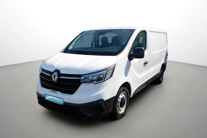 Vente en ligne Renault Trafic 3 Fourgon TRAFIC FGN L1H1 3000 KG BLUE DCI 130 au prix de 24 990 €