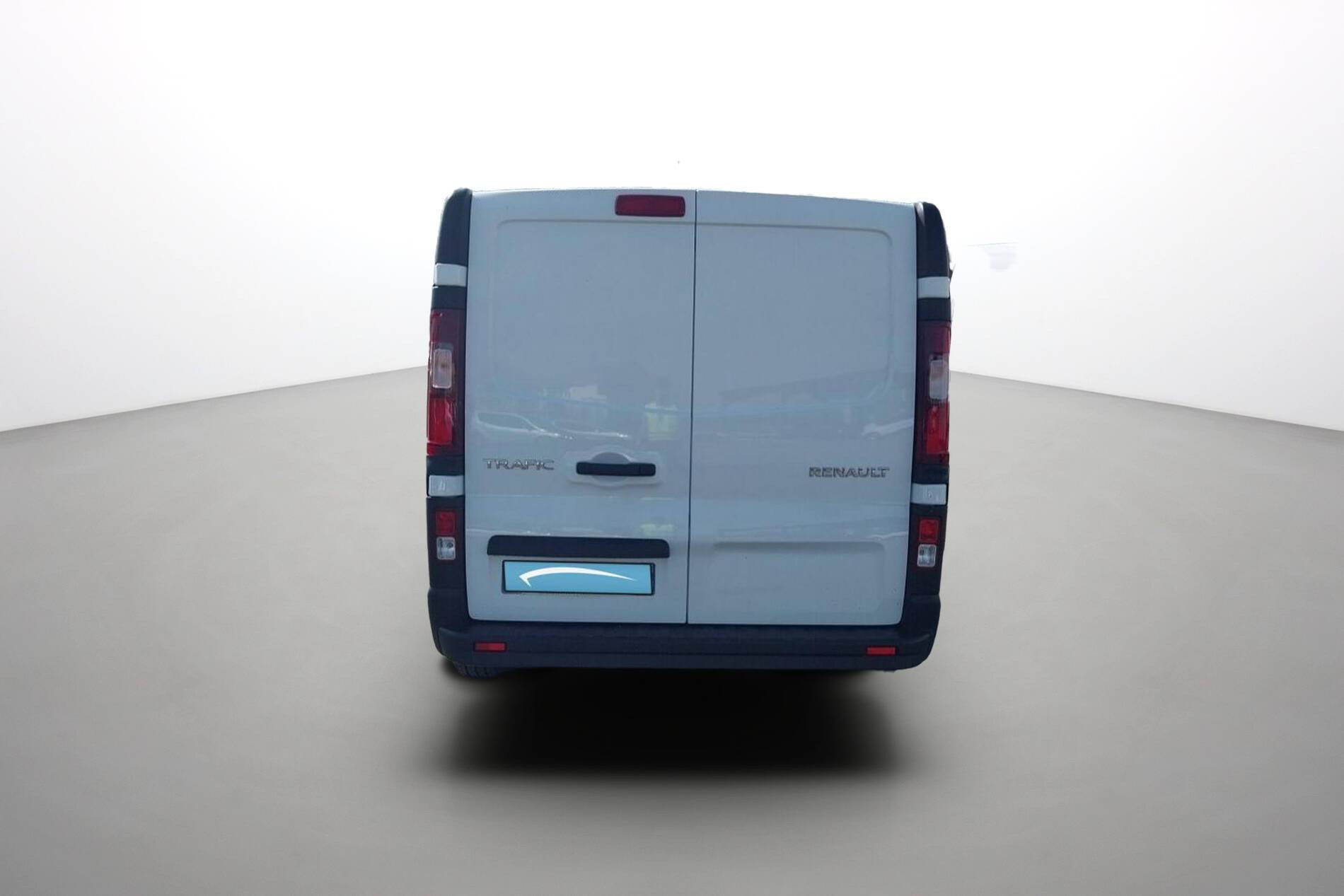 Vente en ligne Renault Trafic 3 Fourgon TRAFIC FG BLUE DCI 130 L1H1 3T GSR2 au prix de 24 390 €