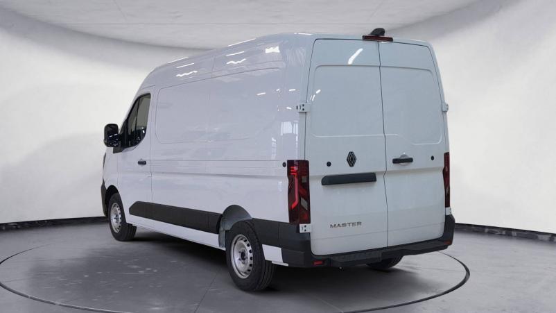 Vente en ligne Renault Master MASTER FGN TRAC 3T5 L2H2 BLUE DCI 150 au prix de 38 590 €