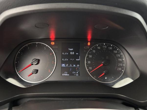 Vente en ligne Renault Captur  TCe 140 - 21 au prix de 17 490 €