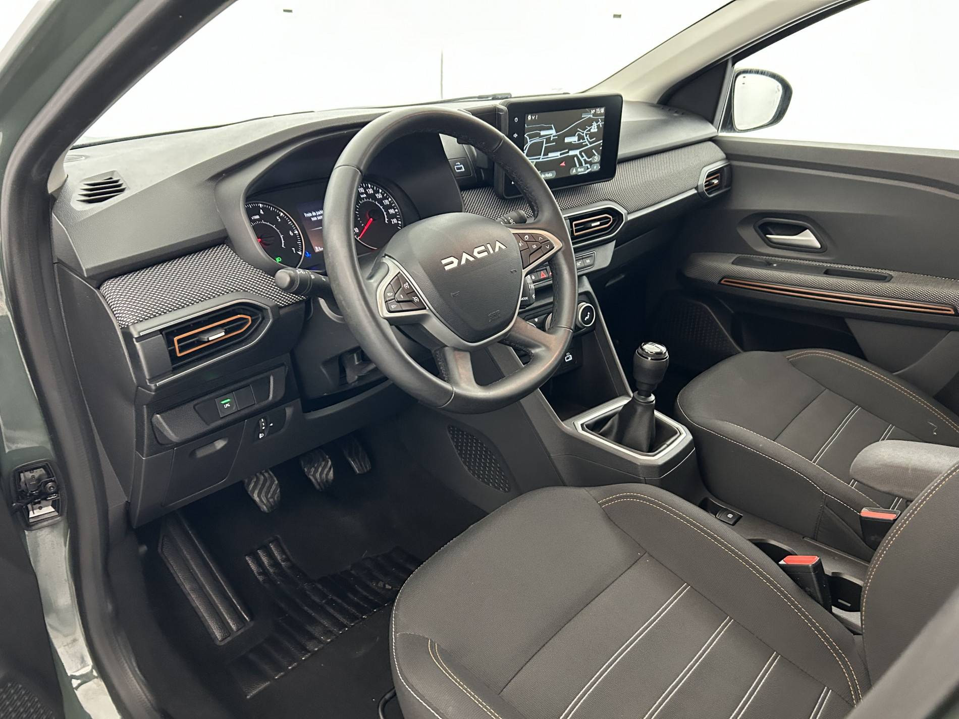 Vente en ligne Dacia Sandero 3  ECO-G 100 au prix de 15 790 €