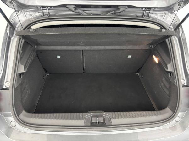 Vente en ligne Renault Clio 5 Clio TCe 90 au prix de 15 990 €