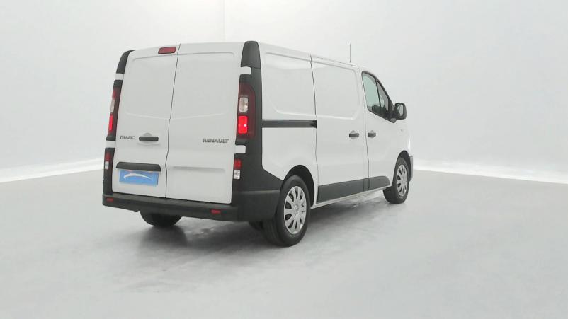 Vente en ligne Renault Trafic 3 Fourgon TRAFIC FGN L1H1 FRIGORIFIQUE 1200 KG DCI 120 au prix de 27 990 €