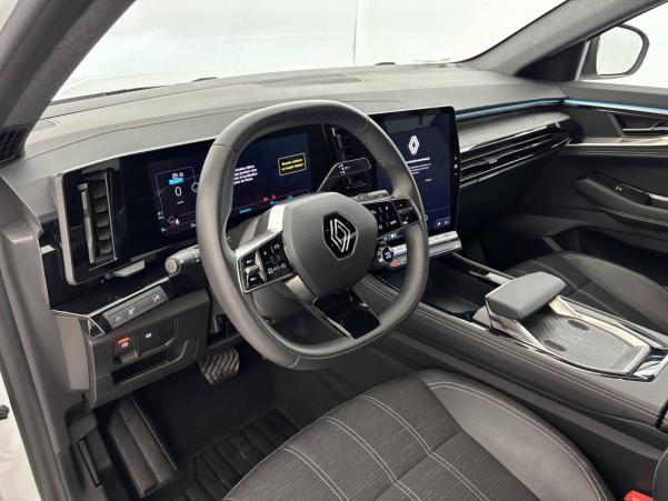 Vente en ligne Renault Austral  E-Tech hybrid 200 au prix de 34 990 €
