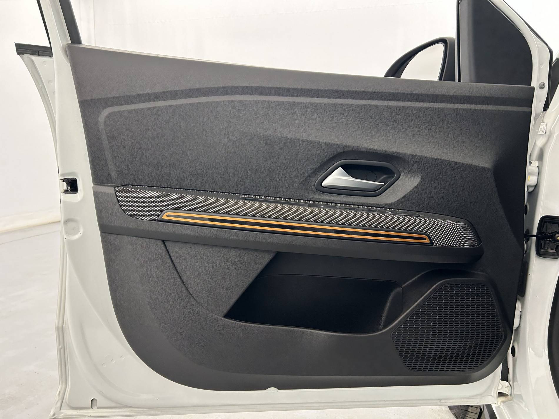 Vente en ligne Dacia Sandero 3  ECO-G 100 au prix de 12 990 €