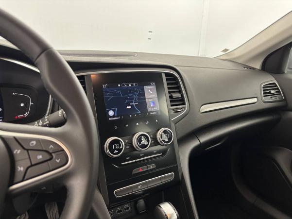 Vente en ligne Renault Megane 4  Blue dCi 115 EDC au prix de 21 590 €