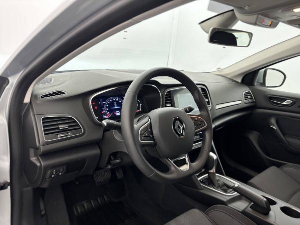 Vente en ligne Renault Megane 4  Blue dCi 115 EDC au prix de 21 590 €