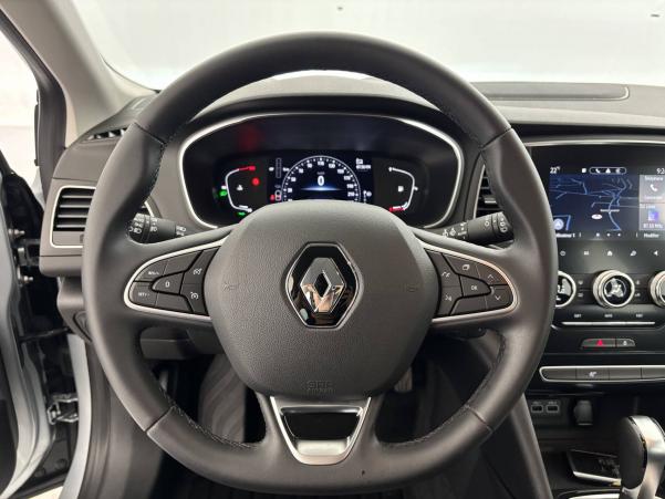 Vente en ligne Renault Megane 4  Blue dCi 115 EDC au prix de 21 590 €