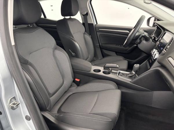 Vente en ligne Renault Megane 4  Blue dCi 115 EDC au prix de 21 590 €