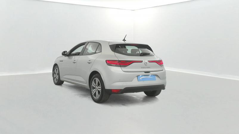 Vente en ligne Renault Megane 4  Blue dCi 115 EDC au prix de 21 590 €