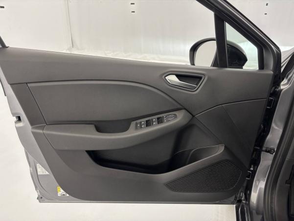 Vente en ligne Renault Clio 5 Clio TCe 90 au prix de 15 390 €