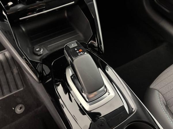 Vente en ligne Peugeot E-208  50 kWh 136ch au prix de 15 790 €