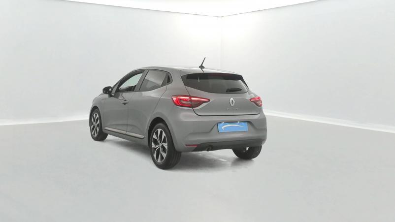 Vente en ligne Renault Clio 5 Clio TCe 90 au prix de 15 390 €